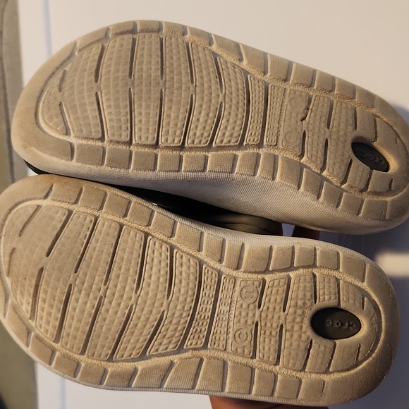 Boys Crocs - Picture 2 of 2